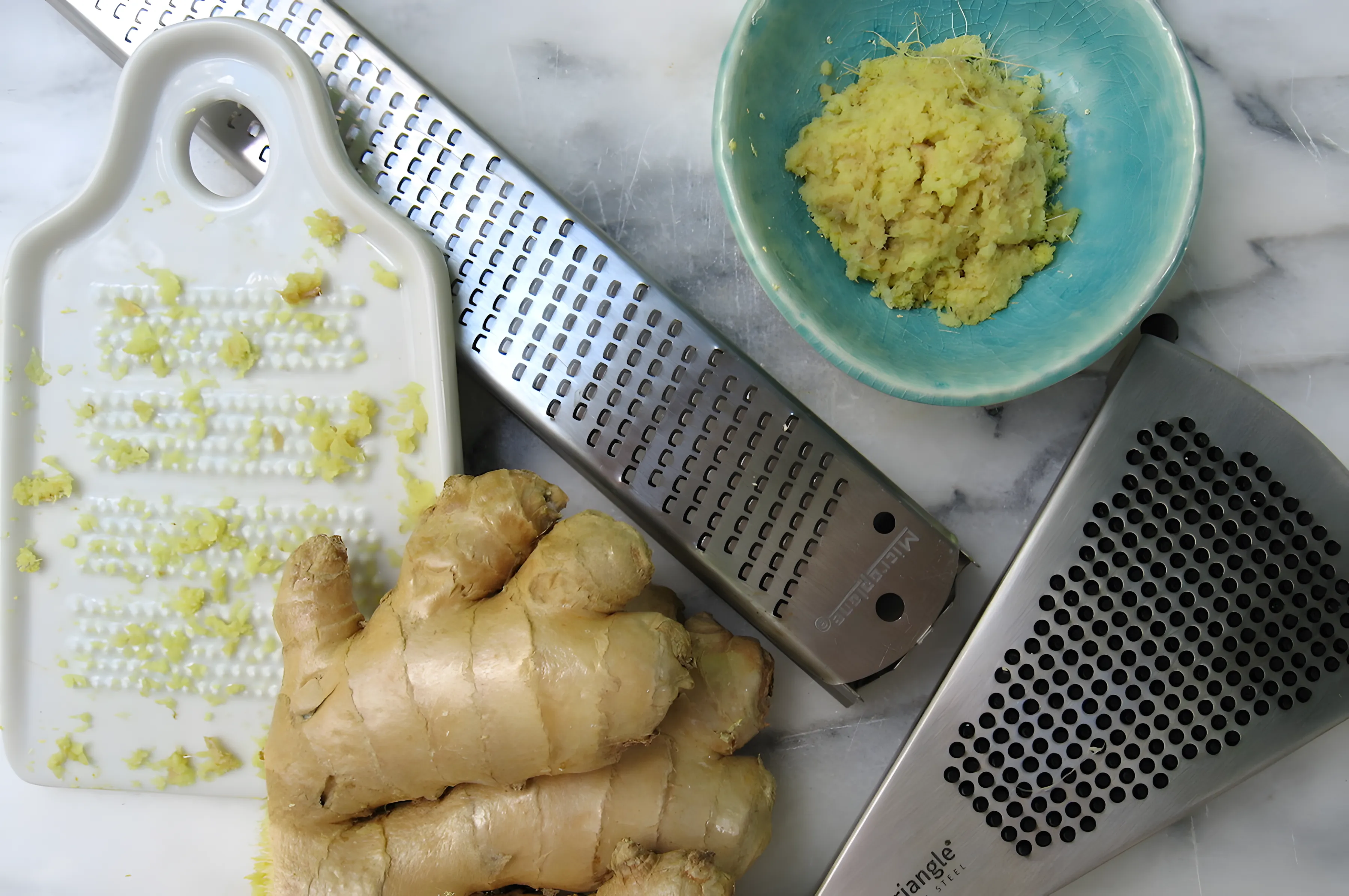 Neem een stukje gember uit de keuken en wrijf het op je autoruit. Je zult versteld staan van het effect